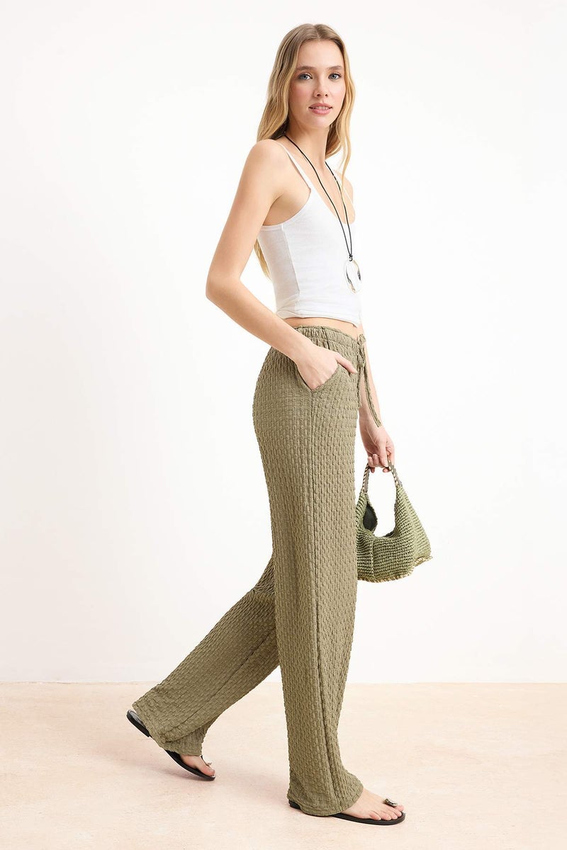trendyol Khaki Wide Leg Elastic Textured Knitted Trousers Twoss26Pl00121 - Image 3