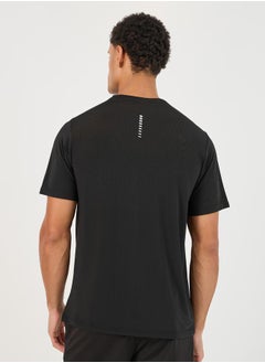 Styli Super Stretch Printed Training T-Shirt  - Image 4