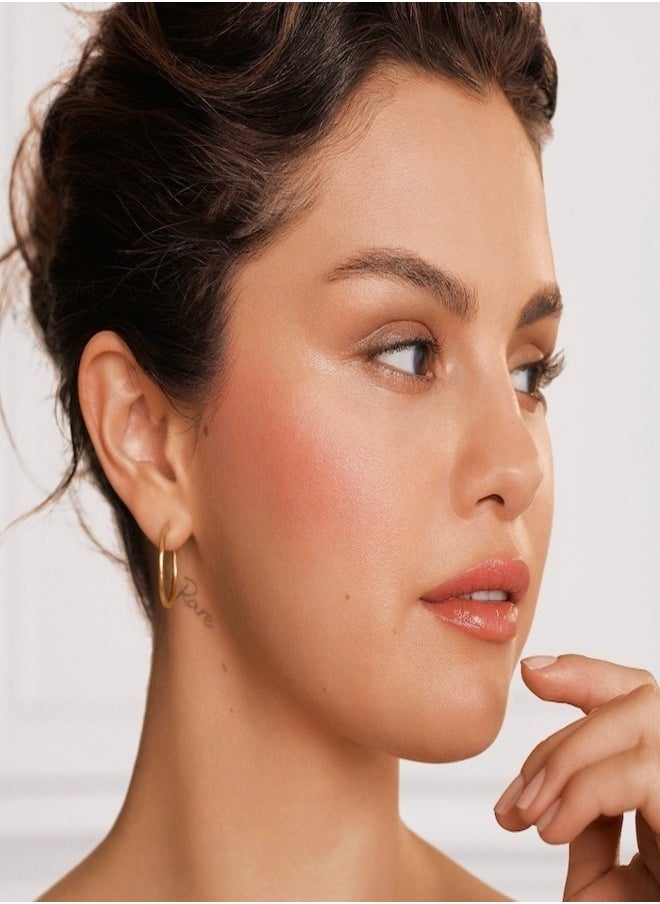 Rare Beauty - Rare Beauty by Selena Gomez Positive Light Liquid Luminizer Highlight Outshine - True Gold 15ml - Image 1