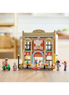 LEGO LEGO Friends Restaurant & Cooking School 42655 Building Set (896 Pieces)  - Image 5