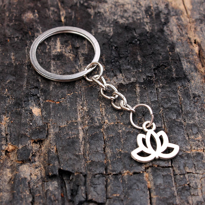 Wish hot sale Supernatural pentagram Sun key pendant DIY wave mountain whale keychain Thick Lotus 