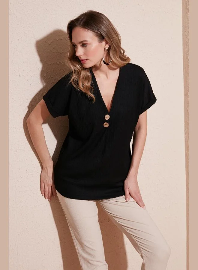 Lela Lela Button Detailed V-Neck Blouse Women's BLOUSE 5865567