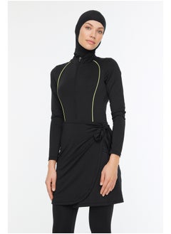 trendyol بدلة سباحة 4 قطع بتفاصيل شريطية سوداء لركوب الأمواج TCTSS22CF0018  - Image 1