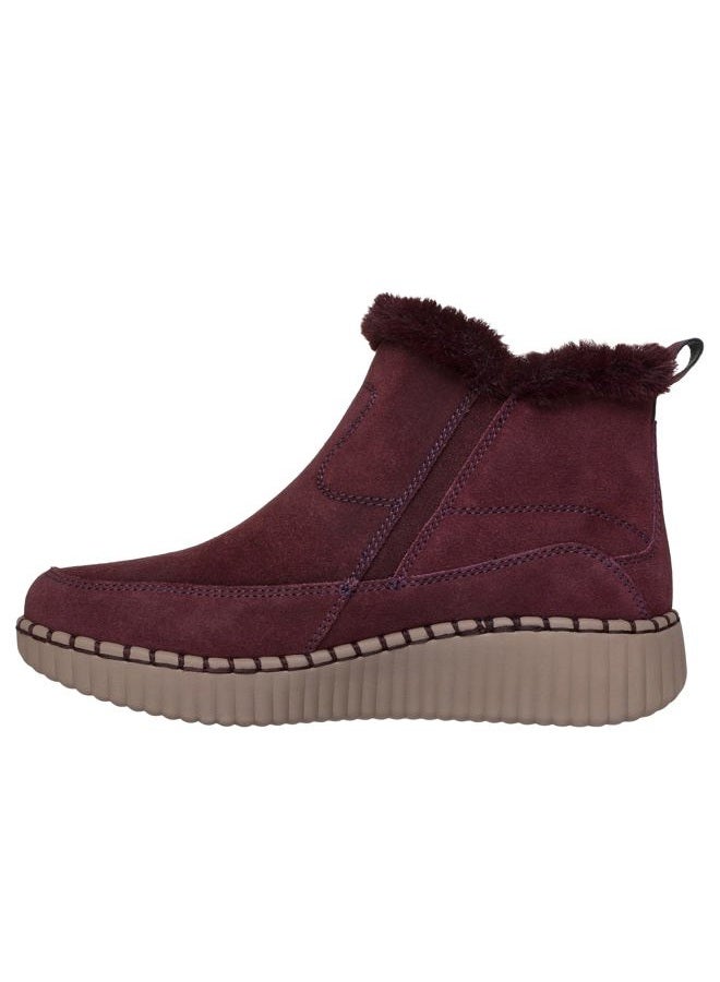 SKECHERS Women's Wilshire BLVD-Fresh Zip Ankle Boot, Wine, 39.5 EU - Image 2