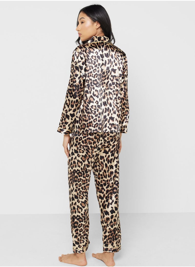 Leopard Print Shirt & Pyjama Set - pzsku/ZAA79C0D0C271871BBCDEZ/45/_/1717964138/174410e3-b86c-4303-8a5b-617c126e1fb6