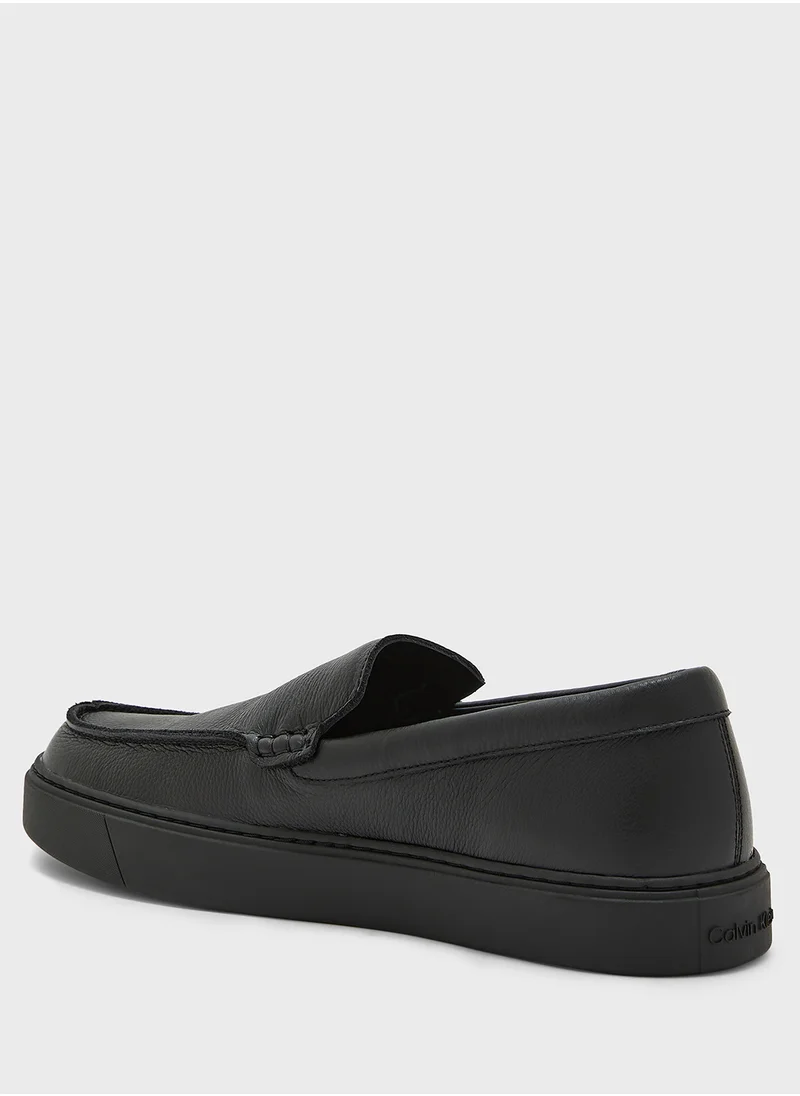 كالفن كلاين Wide Toe Leather Moccasins