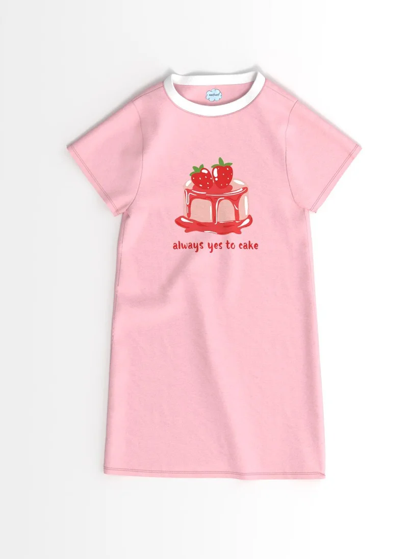 نوتيناتي فستان بناتي بطبعة جرافيك من ناتينا | فستان قطني لعمر - سنوات | فستان بتي شيرت بتصميم سيرك