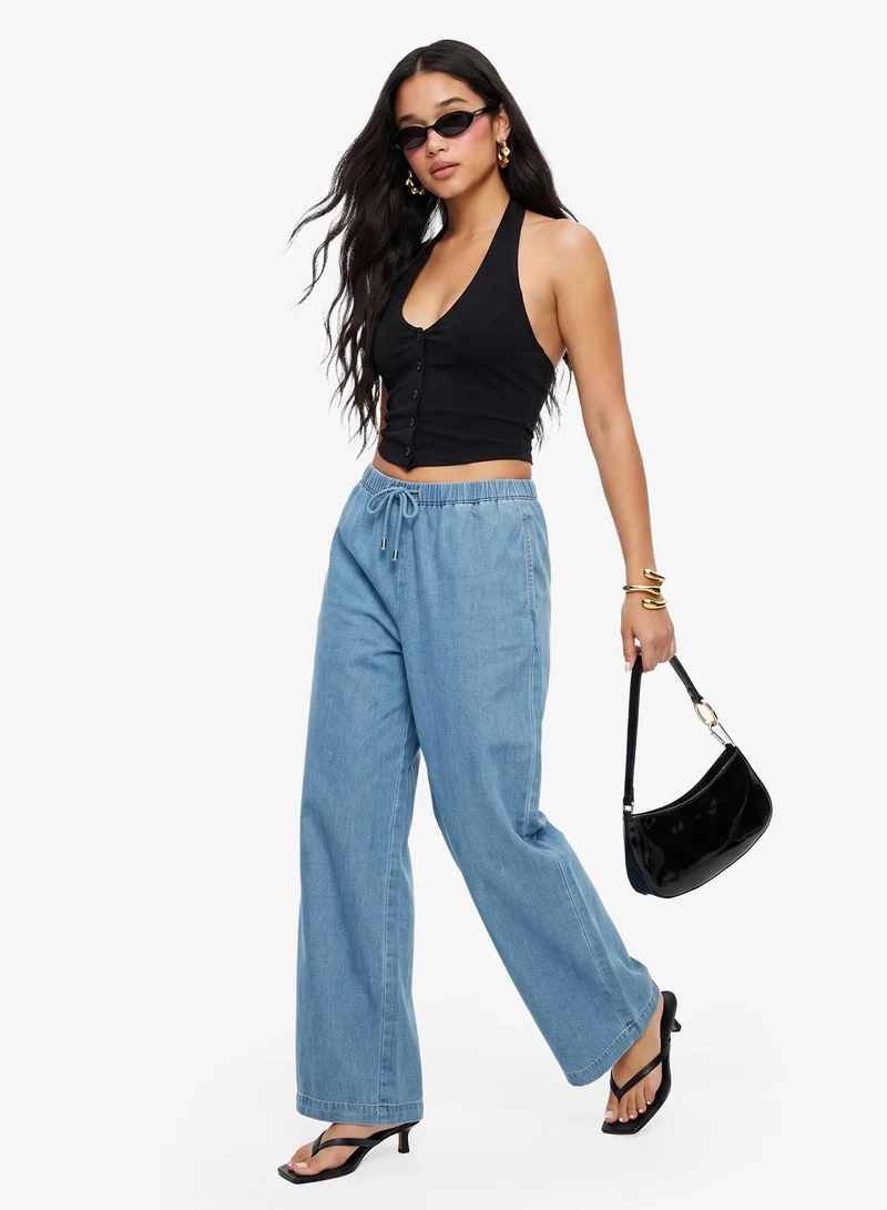 Mid Rise Straight Fit Pullon Jeans
