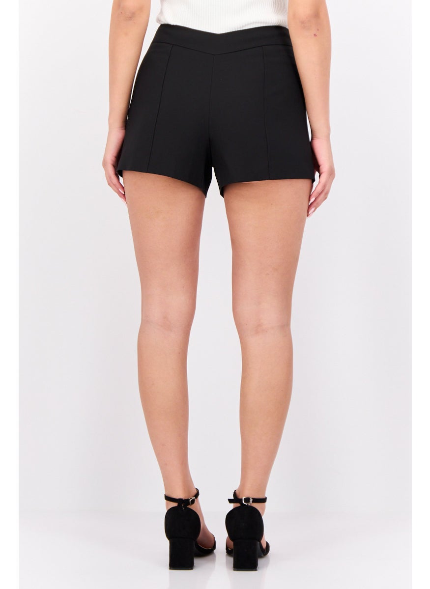 STEVE MADDEN - Women Plain Chain Basic Shorts, Black - Image 1