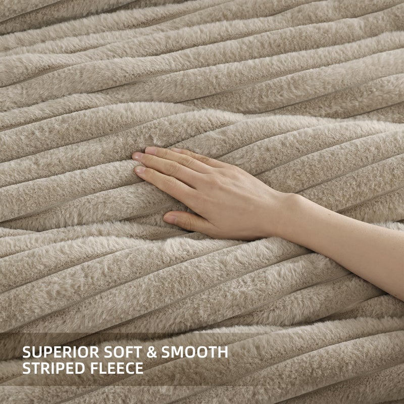 Smoofy Fluffy Queen Size Comforter Set 3 Pieces - Linen Fleece Fluffy Comforter Set, Luxury Fuzzy Queen Bedding Set, Soft Warm Queen Bed Set All Season, Heavy Faux Fur Comforter with 2 Pillow Cases - Image 5