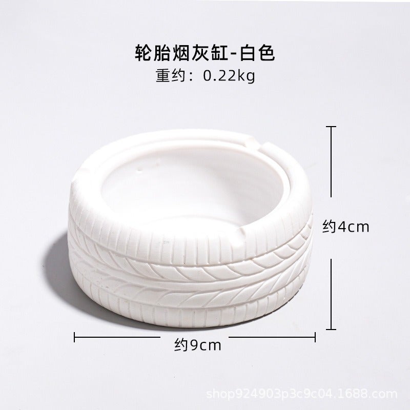 Vintage Tire Shape Ashtray – American Retro Decorative Accent for Home, Bar and Man Cave – Trendy Wheel Design Smoking Accessory