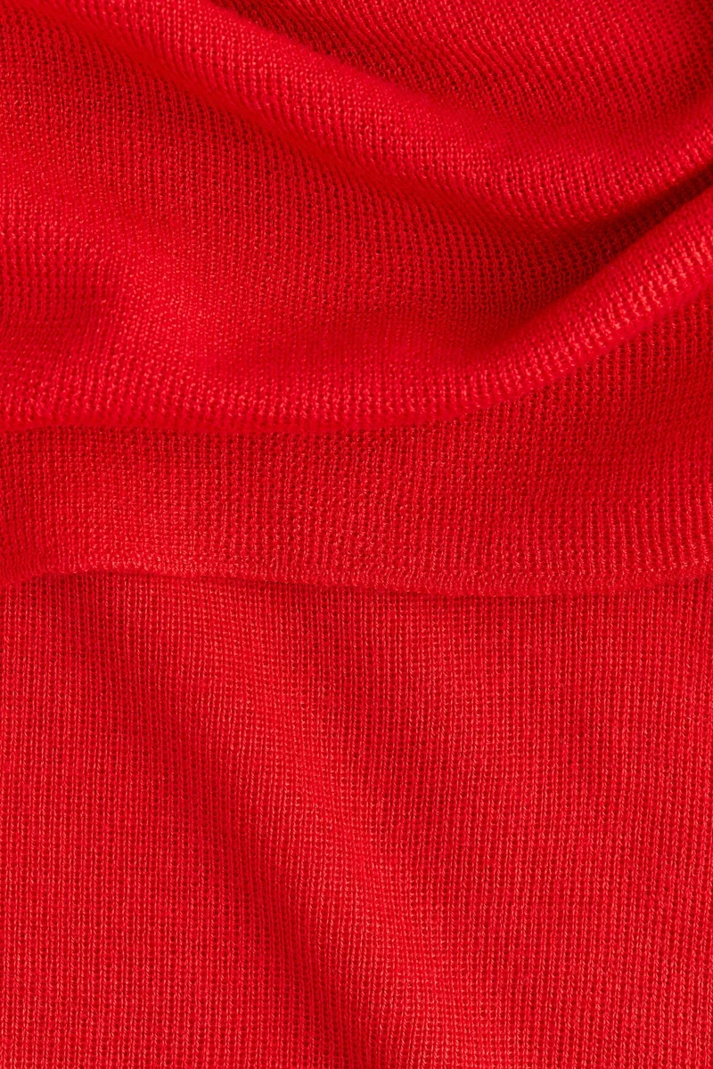 اتش اند ام فستان مكشوف الكتف