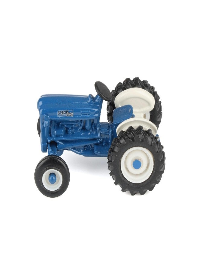 ERTL 1/64 Ford 2000 Wide Front Tractor Toy Replica 61049 - Image 5