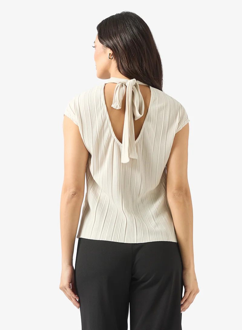 VERO MODA  Vmaurora Tie Neck Capsleeve Top for Women | Best Price UAE