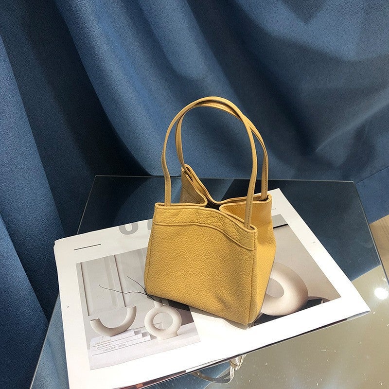 Niche Design Portable Vegetable Basket Large Capacity Commuter Tote Bag Genuine Leather Shoulder Wings Women'S Bag - Image 3