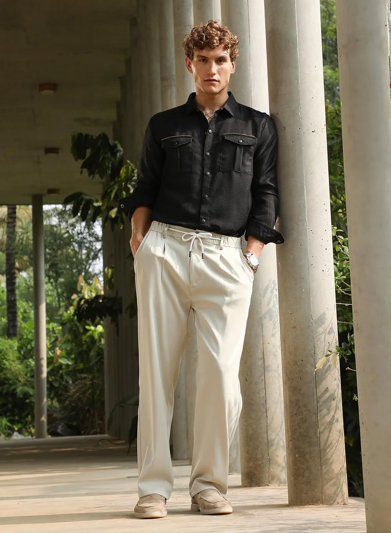 Campus Sutra Men's Light Pistachio Straight Pleated Trousers For Casual Wear | Mid-Rise | Straight Fit | Drawstring Closure | Trousers Crafted With Comfort Fit For Everyday Wear