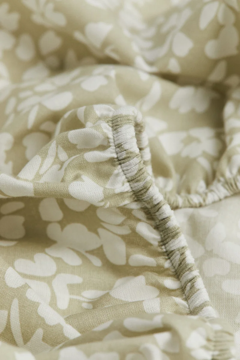 H&M Patterned cotton fitted sheet