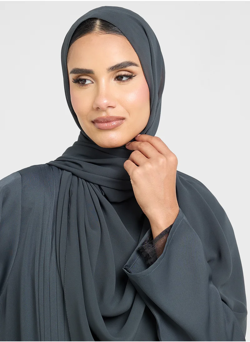 Khizana Abaya With Back Pleat & Sheila