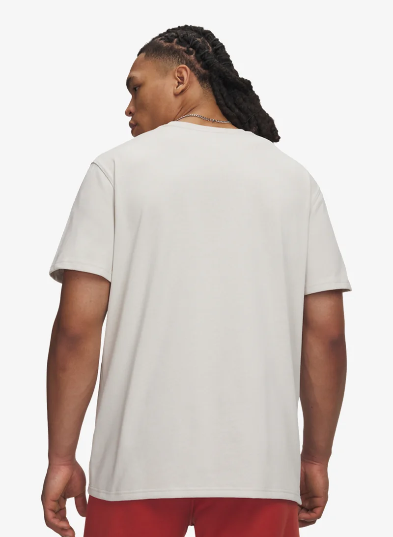 Under Armour Summit White /  / Black Logo Heavyweight T-Shirt for Men | Best Price UAE