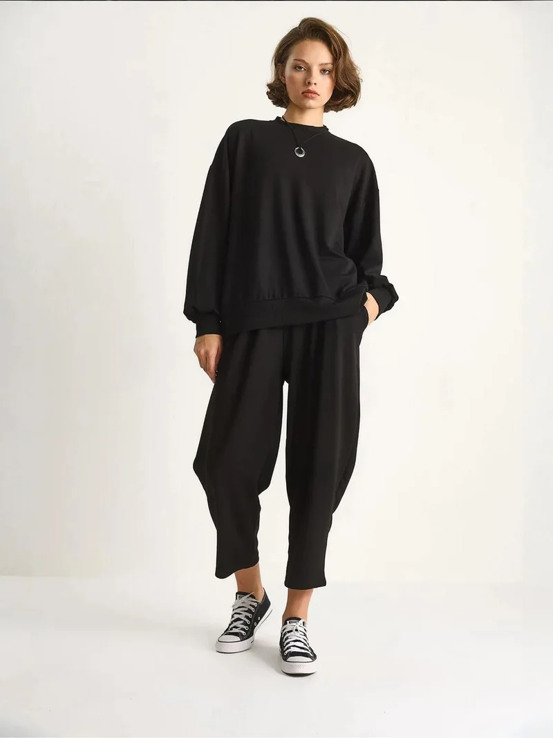 Bianco Lucci Long Sleeve Crew Neck Knitted Two-Piece Set