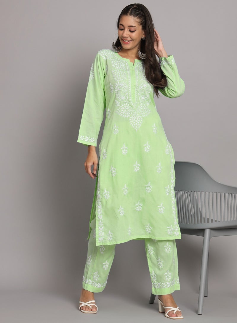 Alaya Women Hand Embroidered Chikankari Cotton Kurta Set-AL3674KS - Image 4