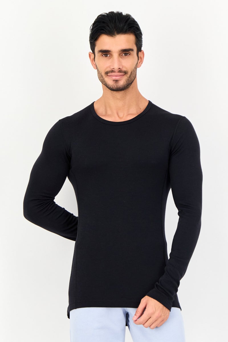 Adidas تي شيرت تدريب رجالي بقصة ضيقة بأكمام طويلة، أسود - Image 1