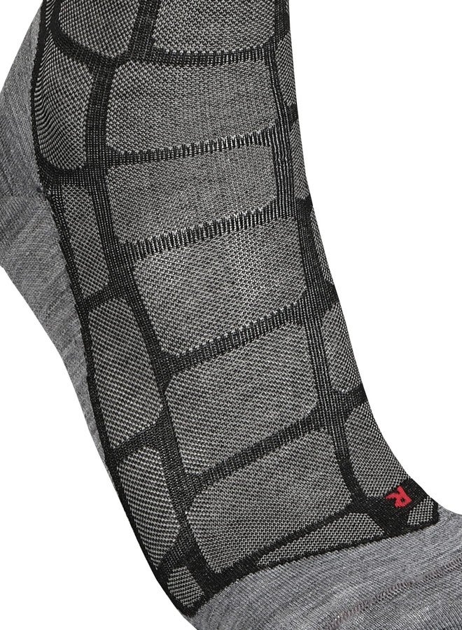 فلايك جوارب ركوب الدراجات FALKE BC6 للجنسين، بتصميم مرصوف، سريعة الجفاف وجيدة التهوية، تصل إلى منتصف الساق، مبطنة بشكل رقيق للغاية، خفيفة الوزن، لون أسود (أسود مختلط 3010)، مقاس 5-6، زوج واحد - Image 3