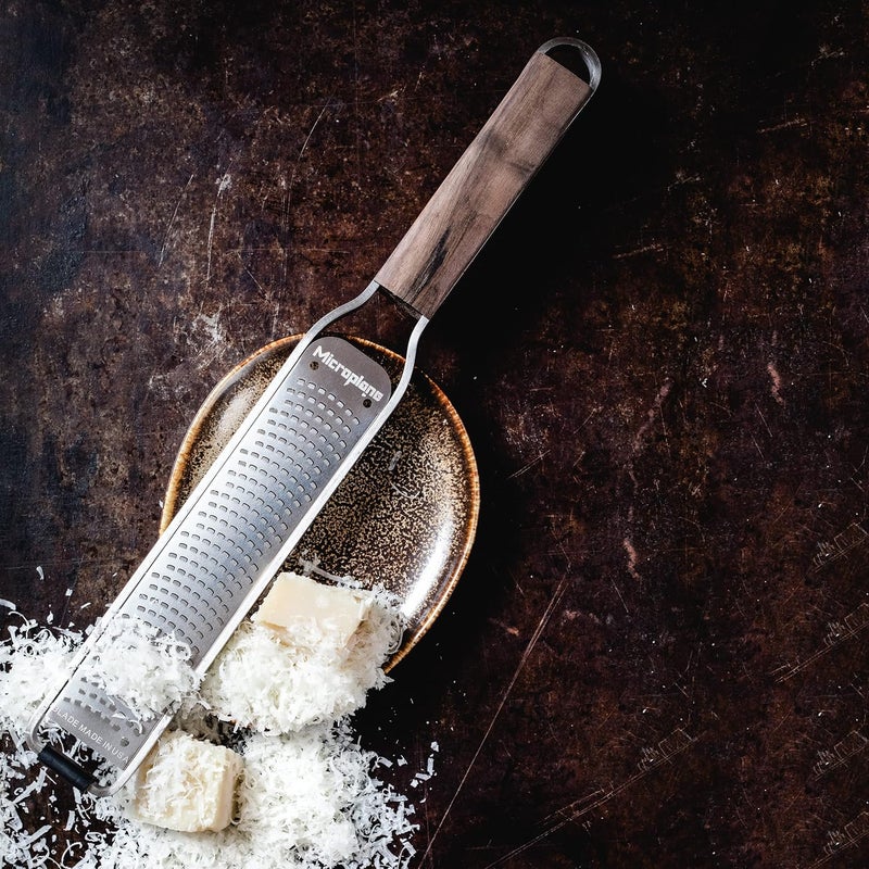 Microplane Zester Grater for Citrus Fruits, Hard Cheese, Ginger, Chocolate, Nutmeg and Truffle with Stainless Steel Blades - Made in USA - Image 3
