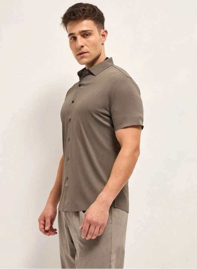 The Bear House  Men's Shirt for Casual and Formal Wear | Classic Button-Down Style for Office, Daily Use, Travel, Events & All-Season Outfits | Versatile & Stylish Wardrobe Essential for Every Occasion for Men | Best Price UAE
