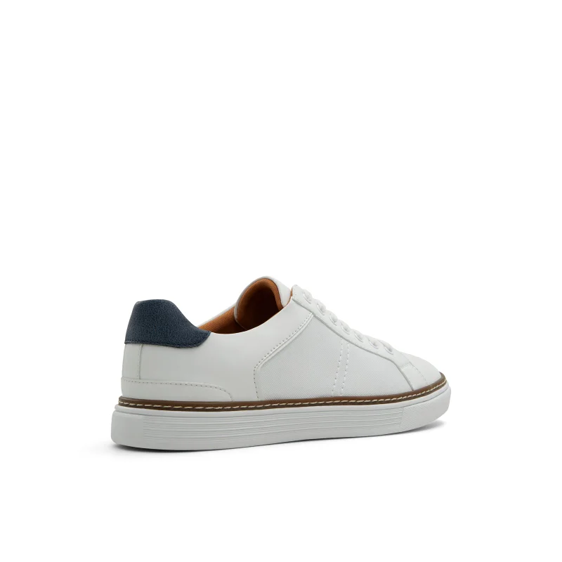 كول ات سبرنج LOFTUS Round Toe Lace-Up Sneakers