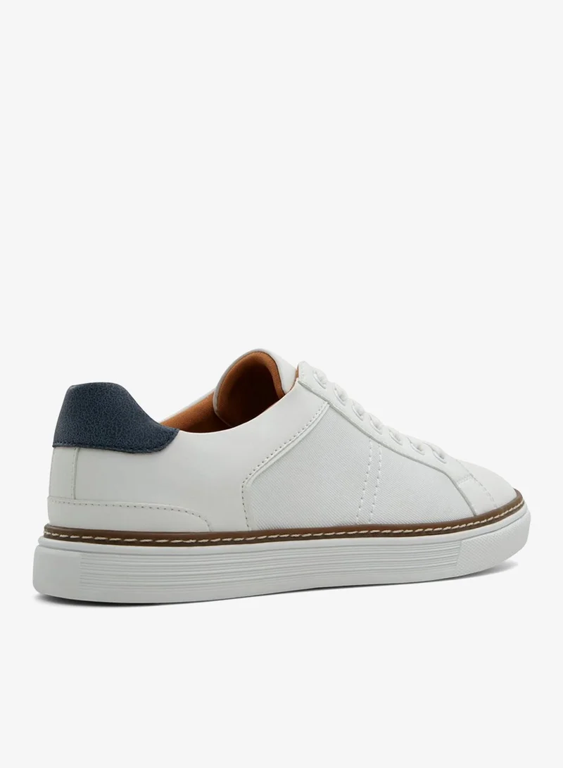 كول ات سبرنج LOFTUS Round Toe Lace-Up Sneakers