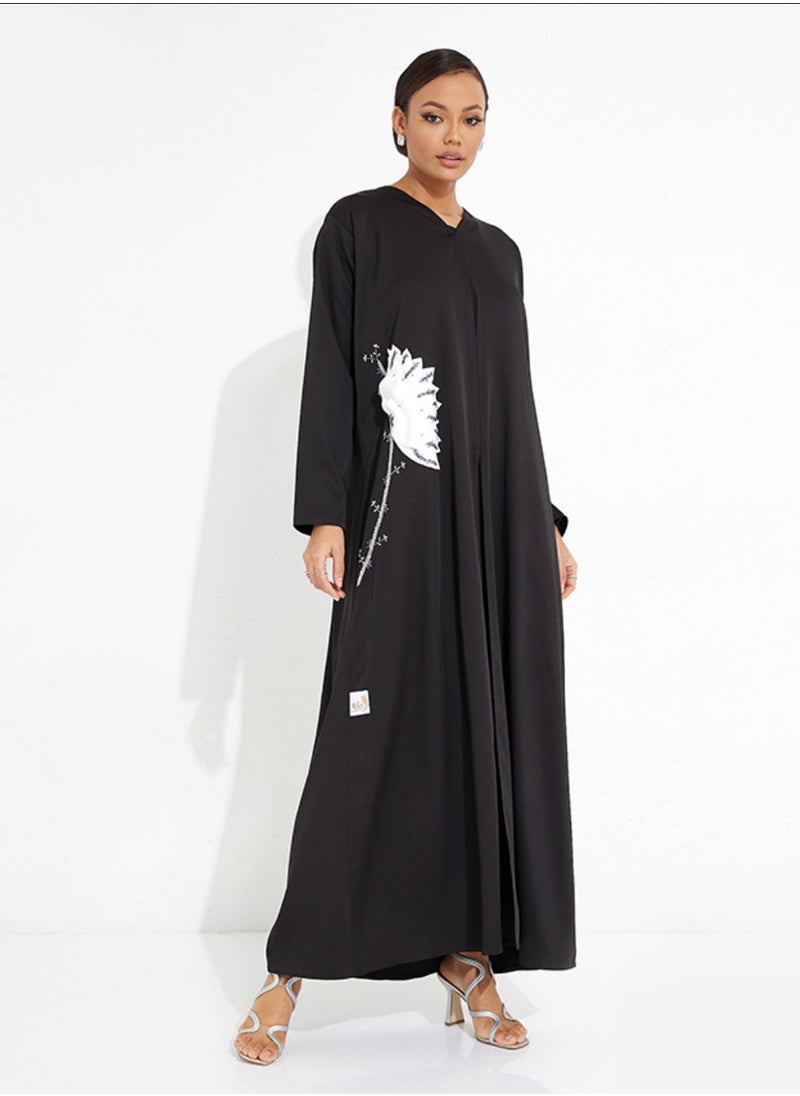Rosette Abaya - White Prominent Abaya - Image 1