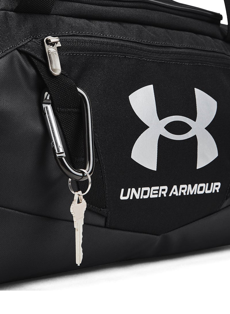 اندر ارمر شنطة دافل بحمالة كتف - Image 3