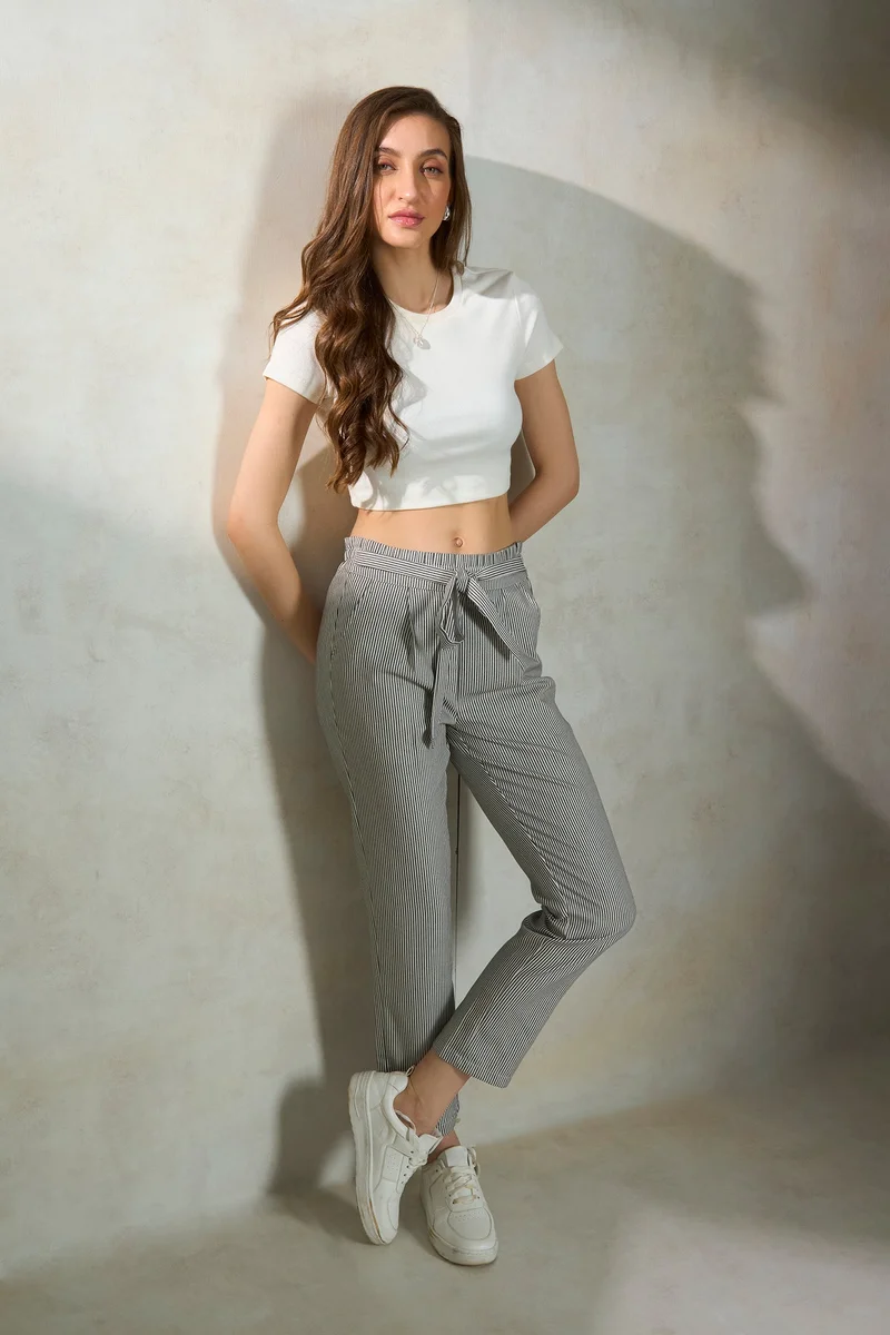 Virgio Cotton Paperbag Brunchwear Waist Tie Up Trouser for Women