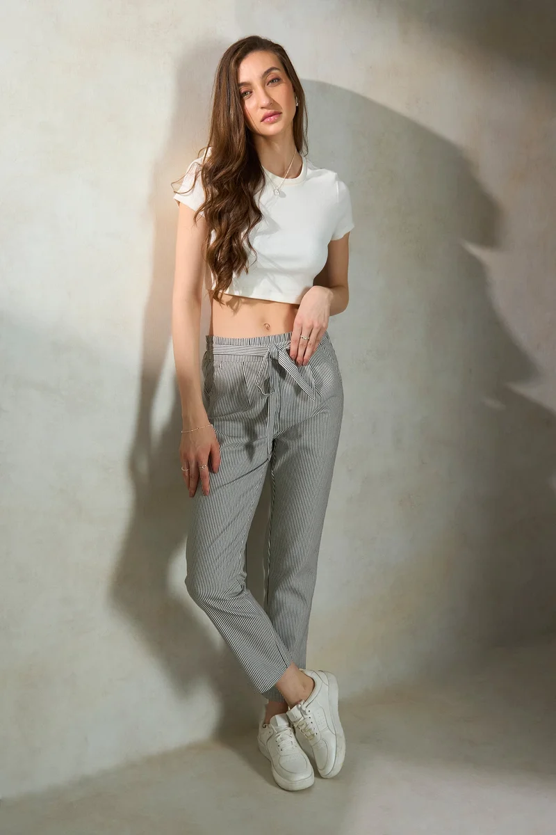 Virgio Cotton Paperbag Brunchwear Waist Tie Up Trouser for Women
