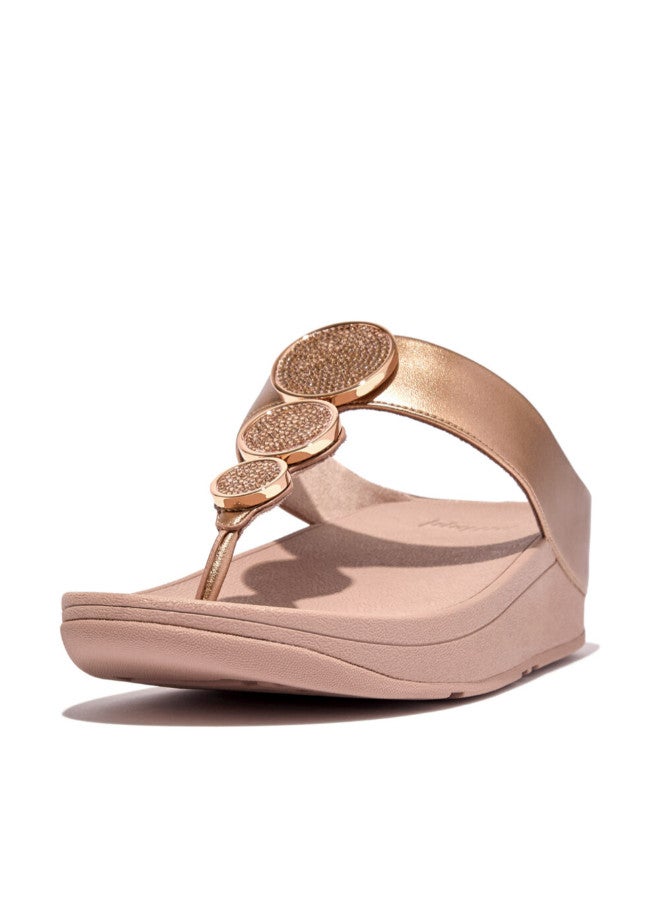 FitFlop 049-792 صندل نسائي من FITFLOP HJ1-323 صندل معدني بحلقة دائرية من Halo Bead-Circle - ذهبي وردي - Image 4