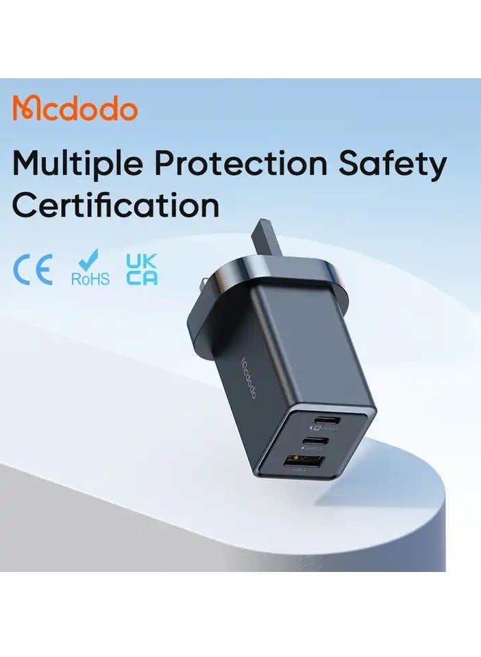 مكدودو شاحن CH-1554 GaN5 صغير سريع الشحن احترافي بقوة 67 واط مع كابل PD Lightning بطول 1.2 متر - Image 3