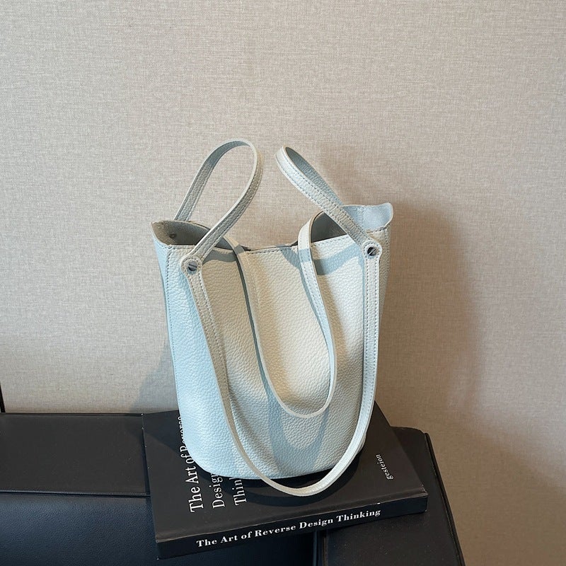 Fashionable Large Capacity Portable Commuter Bag Women'S 2025 Bucket Bag High-End Shoulder Underarm Bag - Image 4