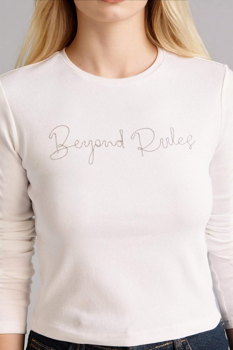 DeFacto Fitted Printed Crew Neck Long Sleeves T-Shirt - Image 4