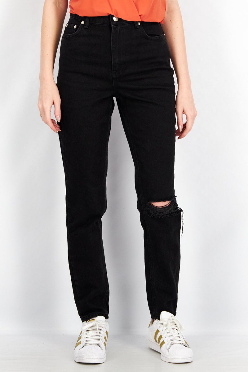 NA-KD Anika Teller x NA-KD Women Mom Fit Plain Non Stretchable Jeans, Black - Image 1
