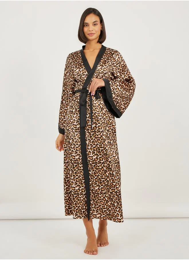 ستايلي Satin Leopard Print Contrast Edge Robe