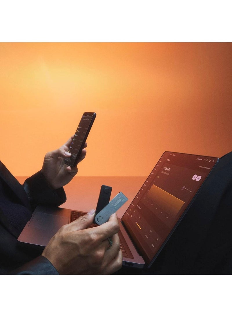ليدجر محفظة Ledger Nano X للأجهزة | تخزين بارد آمن للعملات الرقمية ورموز NFT، شاشة كبيرة + اتصال لاسلكي عبر البلوتوث ومنفذ USB-C، تدعم أكثر من 5500 أصل وعملة، لأنظمة iOS وAndroid وMacOS وWindows - Image 5