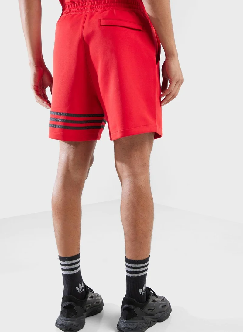 adidas شورت نيوكلاسيك شور رجالي أحمر أوريجينالز