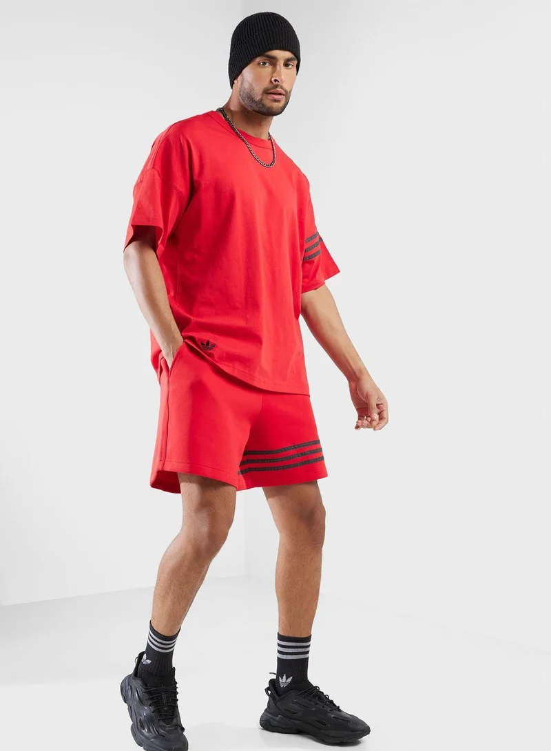 adidas شورت نيوكلاسيك شور رجالي أحمر أوريجينالز
