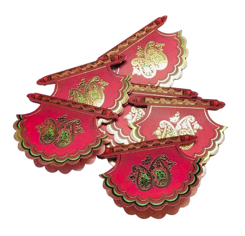 KRIWIN Paper Pack of 20 Gold & Red Color Designer Envelopes (Fan/Pankha Style) - Image 5