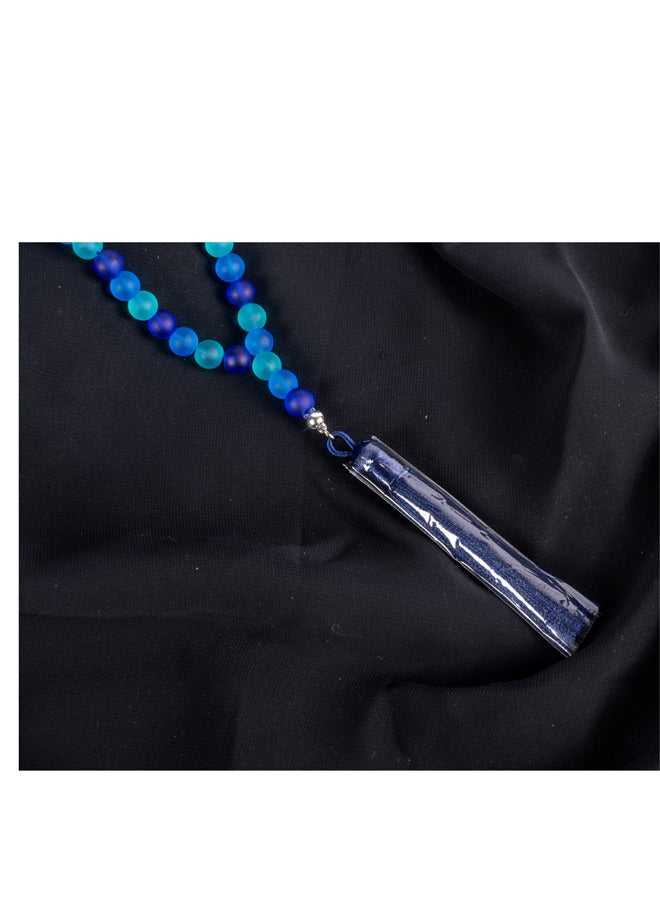 ذا بلاك بيرل اكسسوريز سبحة من حجر الأوبال الأزرق الخلاب من 33 حبة - Image 2