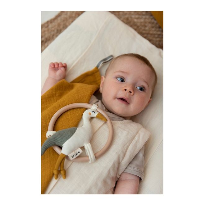 Trixie Heron Rattle for Babies, 0M+, 100% Organic Cotton, Recycled PES Filling, Multicolor Grasp & Shake Toy - Image 4