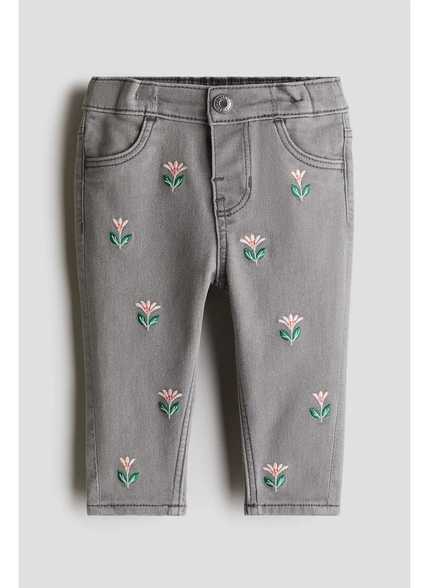 اتش اند ام Embroidered Jeans