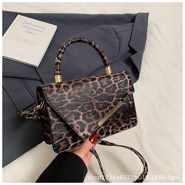 Fashion Leopard Print Clutch Bag Evening Bag Fashionable And Personalized Chain Shoulder Crossbody Women'S Bag New Style - Image 5