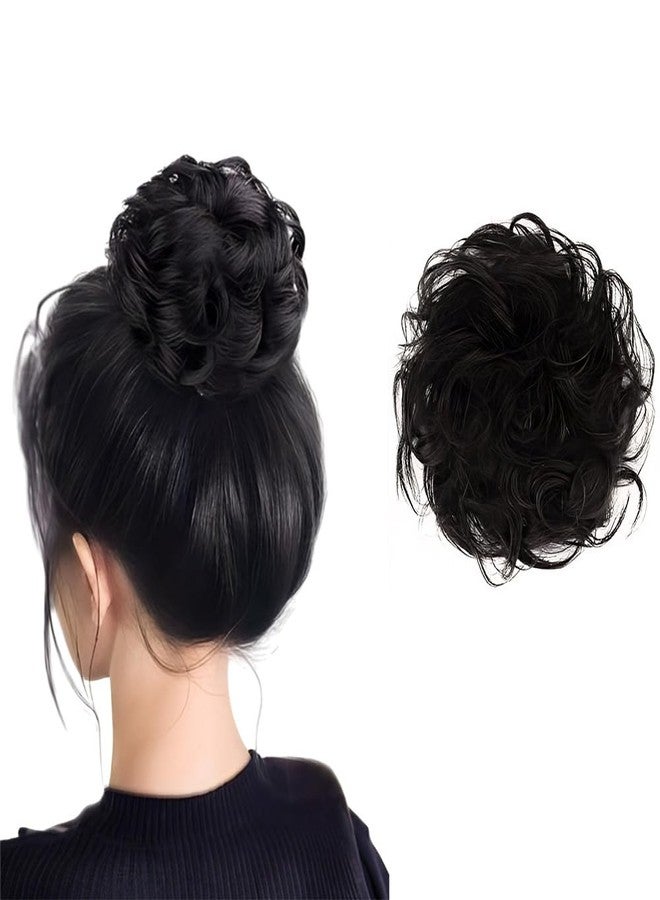 بلوشيا قطعة شعر صناعية من BLUSHIA، قطعة واحدة، بتصميم كعكة فوضوية، مع شريط مطاطي مرن، لون أسود، عبوة من قطعة واحدة - Image 2